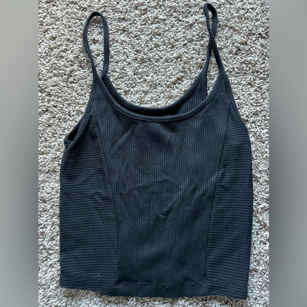 Urban Outfitters Cabana Cropped Cami in Black XS.
